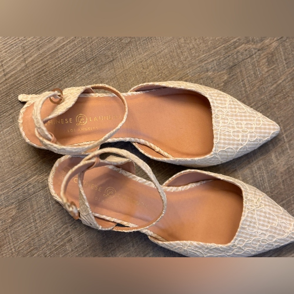 Chinese Laundry Women's Beige Patterned Sling-back Block Heels NIB